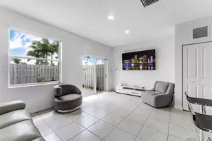 1461 SE 26th Rd, Homestead, FL 33035 - Photo 6