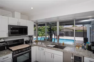 12021 NW 29th Pl, Sunrise, FL 33323 - Photo 26