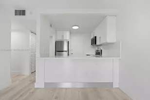 401 Ocean Dr, Miami Beach, FL 33139 - Photo 6