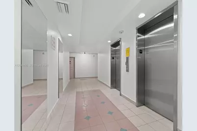 401 Ocean Dr #403, Miami Beach, FL 33139 - Photo 24
