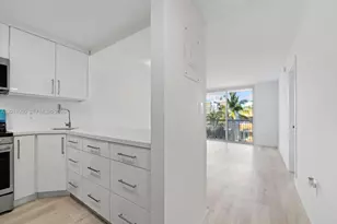 401 Ocean Dr, Miami Beach, FL 33139 - Photo 2