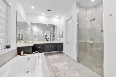 10585 Cobalt Ct #10585, Parkland, FL 33076 - Photo 8