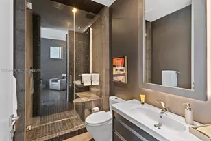 200 Biscayne Blvd Way, Miami, FL 33131 - Photo 38