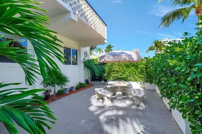 428 Collins Ave #10, Miami Beach, FL 33139 - Photo 24