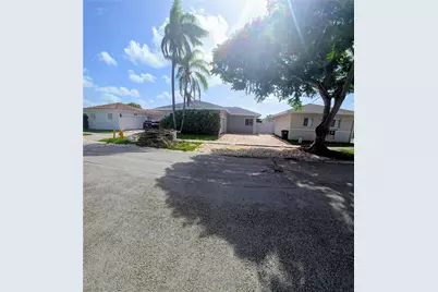 14236 SW 148th Ave, Miami, FL 33196 - Photo 1