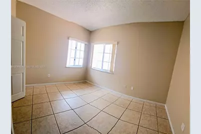 14236 SW 148th Ave, Miami, FL 33196 - Photo 12