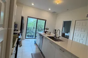 8195 NW 104th Ave, Doral, FL 33178 - Photo 6