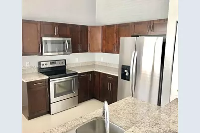 3965 NE 15th St, Homestead, FL 33033 - Photo 2