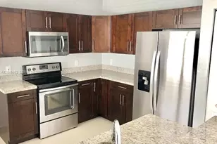 3965 NE 15th St, Homestead, FL 33033 - Photo 2