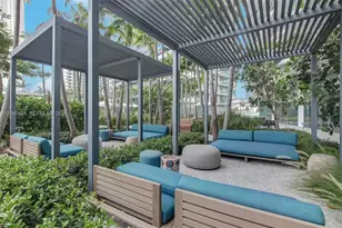 650 NE 32nd St, Miami, FL 33137 - Photo 16