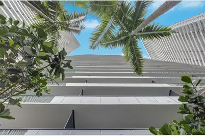 650 NE 32nd St #1903, Miami, FL 33137 - Photo 8