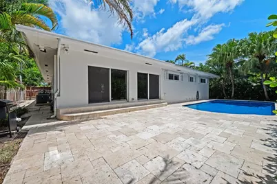 11530 NE 22nd Dr, North Miami, FL 33181 - Photo 34