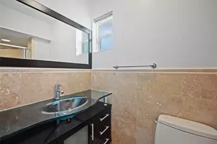 11530 NE 22nd Dr, North Miami, FL 33181 - Photo 30