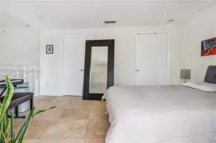 7700 Collins Ave, Miami Beach, FL 33141 - Photo 16