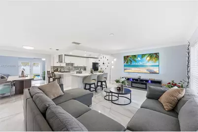9771 NW 24th Pl, Sunrise, FL 33322 - Photo 4