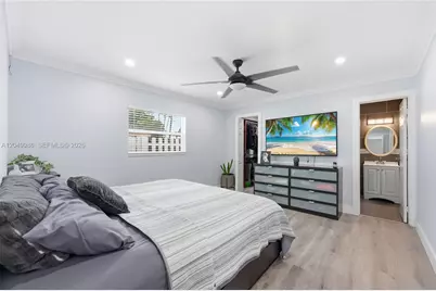 9771 NW 24th Pl, Sunrise, FL 33322 - Photo 18