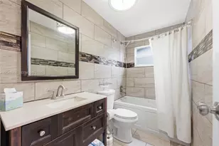 9771 NW 24th Pl, Sunrise, FL 33322 - Photo 24