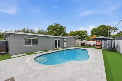 9771 NW 24th Pl, Sunrise, FL 33322 - Photo 2