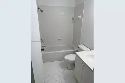 2911 SE 13th Rd #204-40, Homestead, FL 33035 - Photo 16