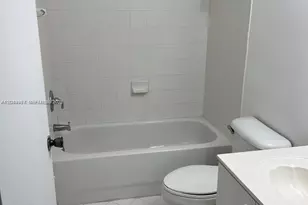 2911 SE 13th Rd, Homestead, FL 33035 - Photo 16