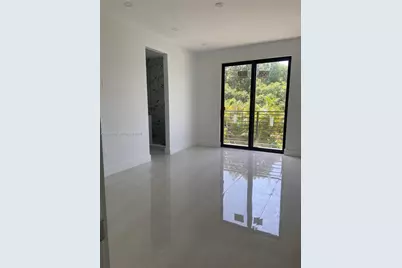 3730 SW 28th St, Miami, FL 33134 - Photo 4