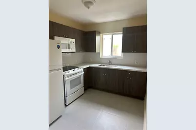757 NW 47th St, Miami, FL 33127 - Photo 2