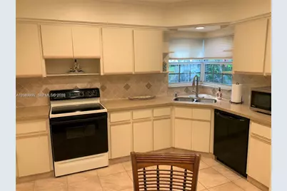 333 NE 102nd St, Miami Shores, FL 33138 - Photo 8