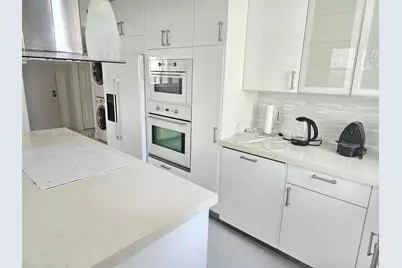 770 Claughton Island Dr #602, Miami, FL 33131 - Photo 6