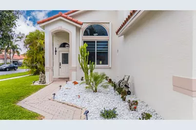 7569 Parkside Ln, Margate, FL 33063 - Photo 58