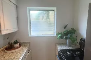 7720 Harding Ave, Miami Beach, FL 33141 - Photo 10