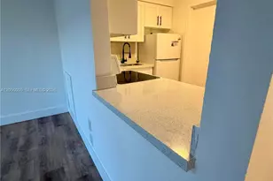 20200 NE 27th Ct, Aventura, FL 33180 - Photo 8