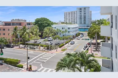 4301 Collins Ave #403, Miami Beach, FL 33140 - Photo 14