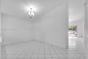 8967 NW 146th Terrace, Miami Lakes, FL 33018 - Photo 12