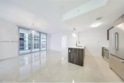488 NE 18th St #2304, Miami, FL 33132 - Photo 2