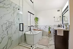 9847 Fairway Cove Ln, Plantation, FL 33324 - Photo 34