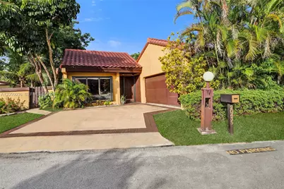 20435 NE 10th Ct, Miami, FL 33179 - Photo 6