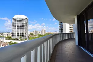 3000 Island Blvd, Aventura, FL 33160 - Photo 36