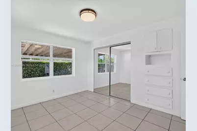2513 NE 33rd Ave #1-2, Fort Lauderdale, FL 33305 - Photo 2
