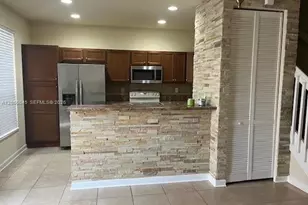 17087 SW 93rd St, Miami, FL 33196 - Photo 8