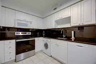 2501 S Ocean Dr, Hollywood, FL 33019 - Photo 4