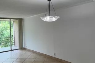 9410 Live Oak Pl, Davie, FL 33324 - Photo 6