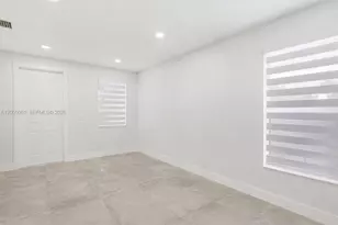 16930 SW 90th St, Miami, FL 33196 - Photo 10