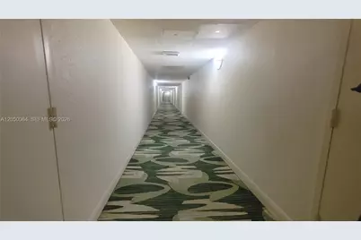 1000 Parkview Dr #125, Hallandale Beach, FL 33009 - Photo 18