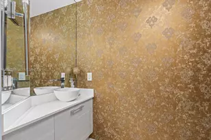 650 NE 32nd St, Miami, FL 33137 - Photo 18