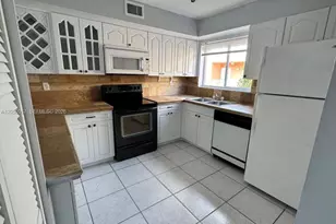 14909 SW 80th St, Miami, FL 33193 - Photo 4