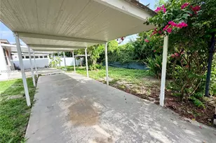 341 Aladdin St, Opa-Locka, FL 33054 - Photo 16