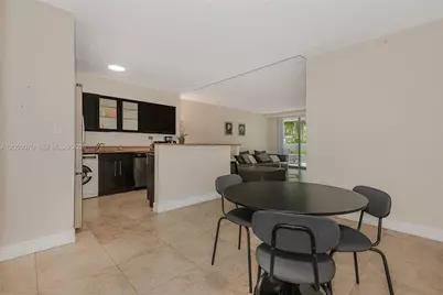 1500 Bay Rd #116S, Miami Beach, FL 33139 - Photo 12