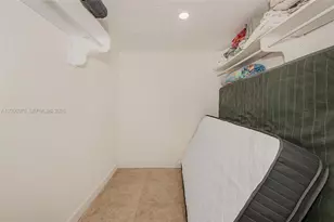 1500 Bay Rd, Miami Beach, FL 33139 - Photo 28