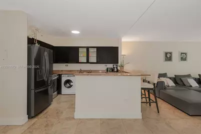 1500 Bay Rd #116S, Miami Beach, FL 33139 - Photo 8