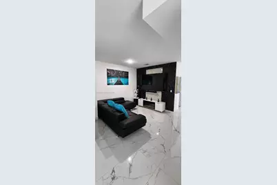 1664 SE 27th Ter, Homestead, FL 33035 - Photo 1